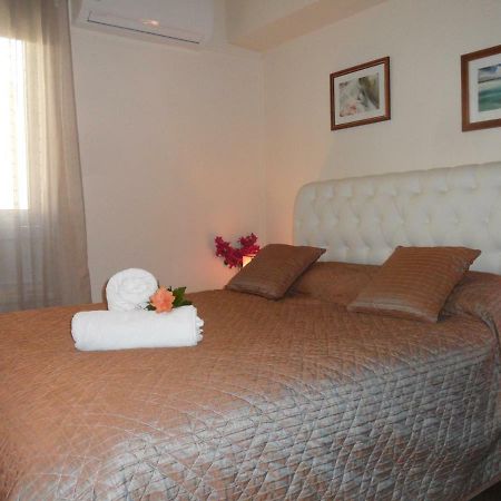 Sunshine Apts, Two Bedroom , Free Internet, No 3 Ayia Napa Esterno foto