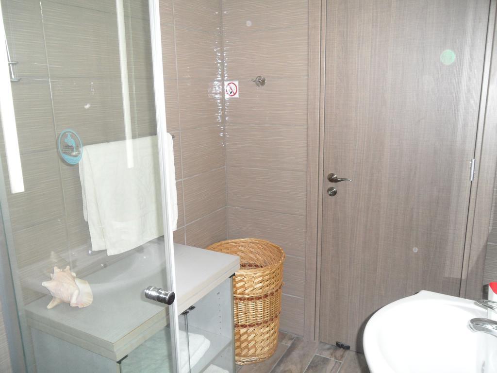 Sunshine Apts, Two Bedroom , Free Internet, No 3 Ayia Napa Esterno foto