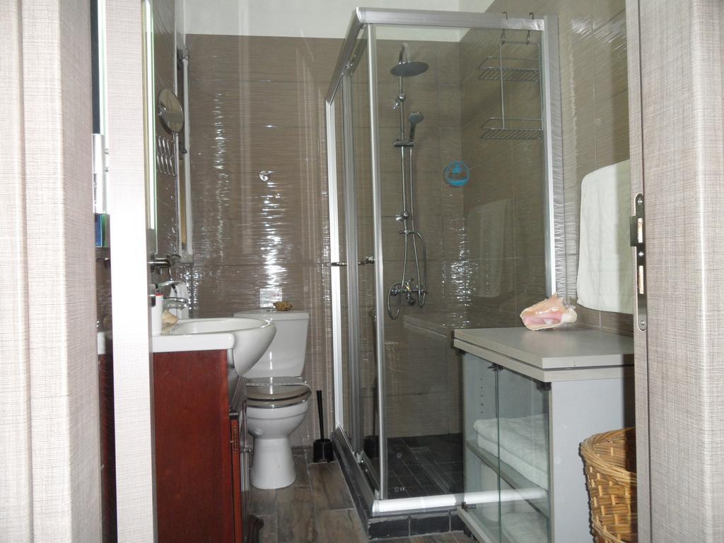 Sunshine Apts, Two Bedroom , Free Internet, No 3 Ayia Napa Esterno foto