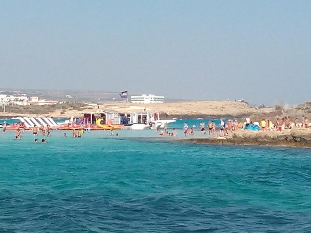 Sunshine Apts, Two Bedroom , Free Internet, No 3 Ayia Napa Esterno foto