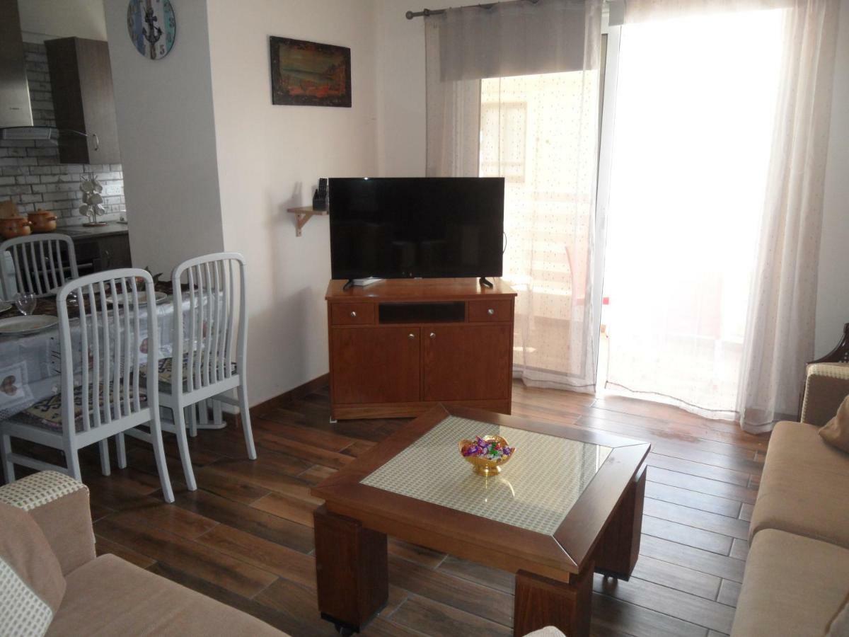 Sunshine Apts, Two Bedroom , Free Internet, No 3 Ayia Napa Esterno foto