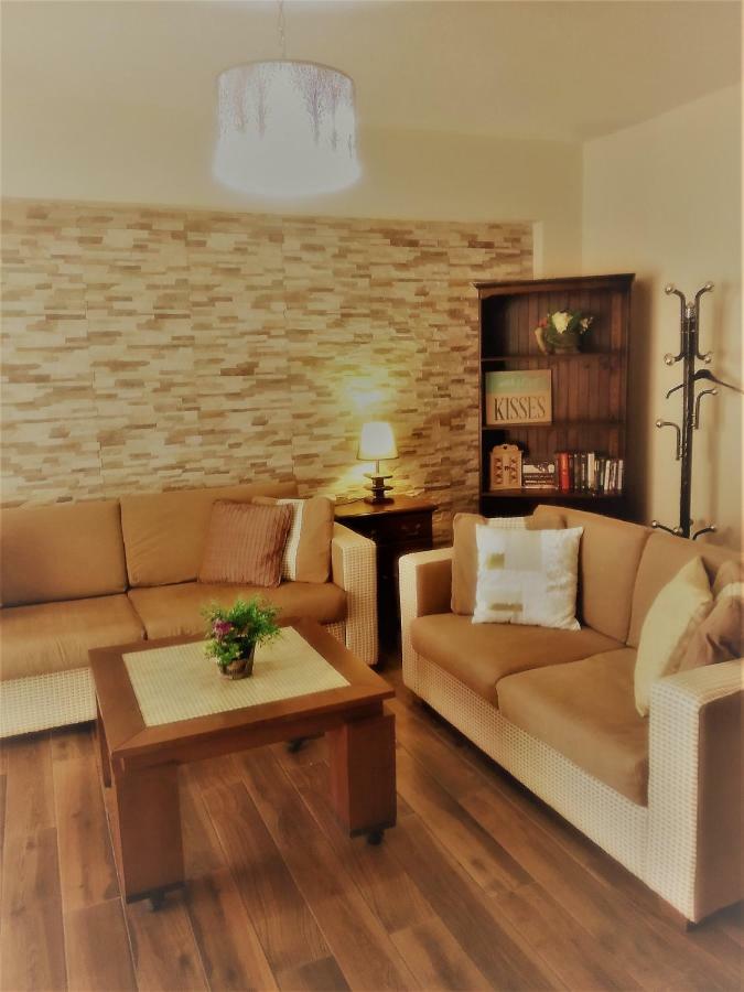 Sunshine Apts, Two Bedroom , Free Internet, No 3 Ayia Napa Esterno foto
